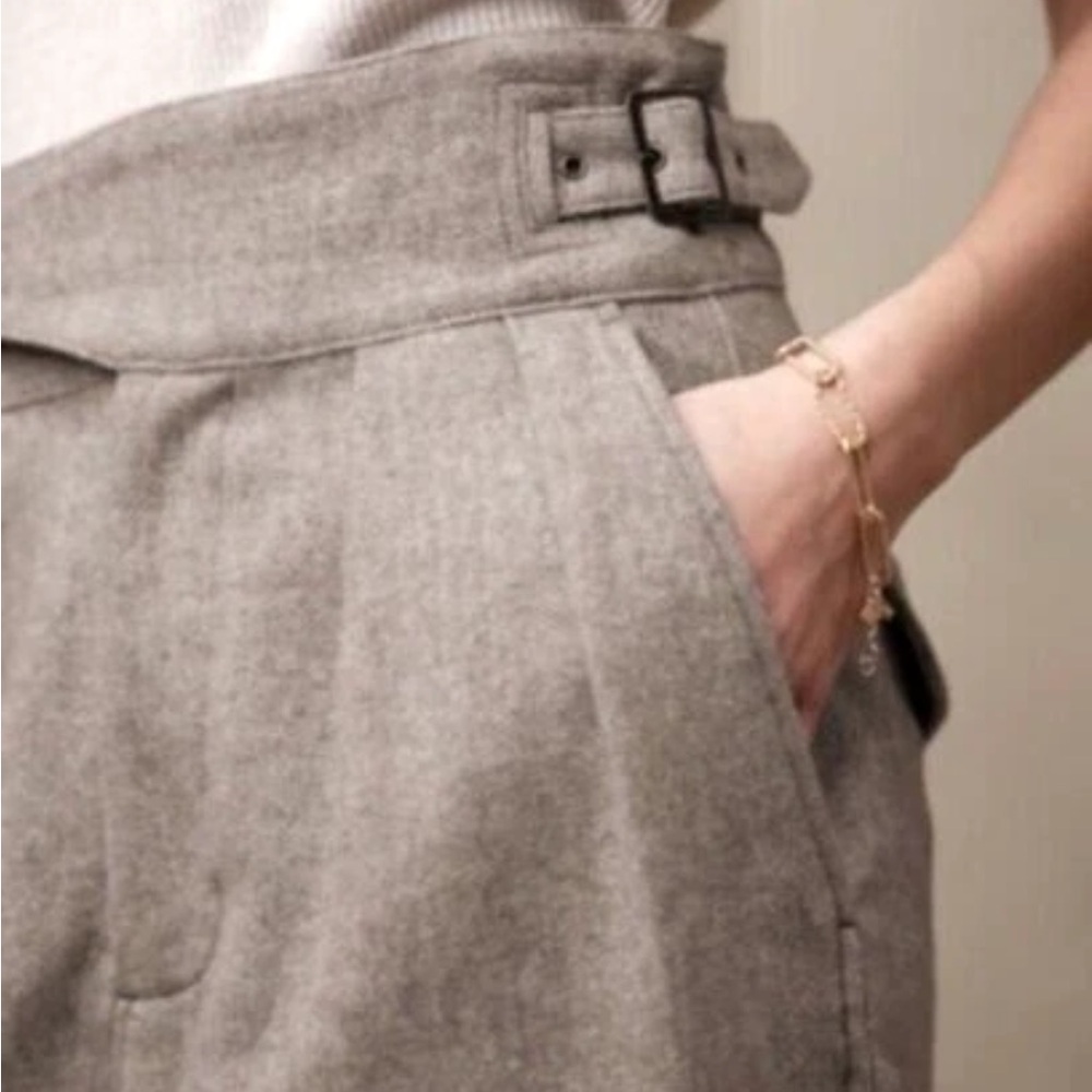 Banana Republic Women’s Heritage Explorer Pants - Picture 2 of 7